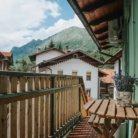 Apartma Metija Lux Z Savno * Kobarid